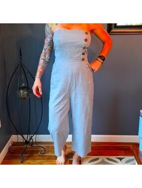 Lulus strapless cropped leg jumpsuit Size Small